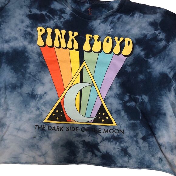 Pink Floyd The Dark Side of the Moon Cropped T-Shirt, Rainbow Triangle Graphic - Picture 2 of 10